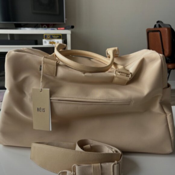 Beis Commuter Duffle - Picture 1 of 5
